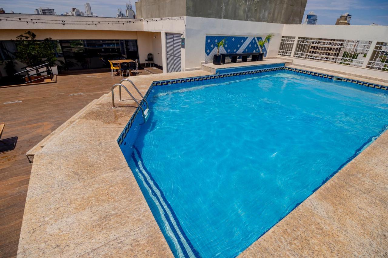 Like Ue Hotel Goiânia Eksteriør billede