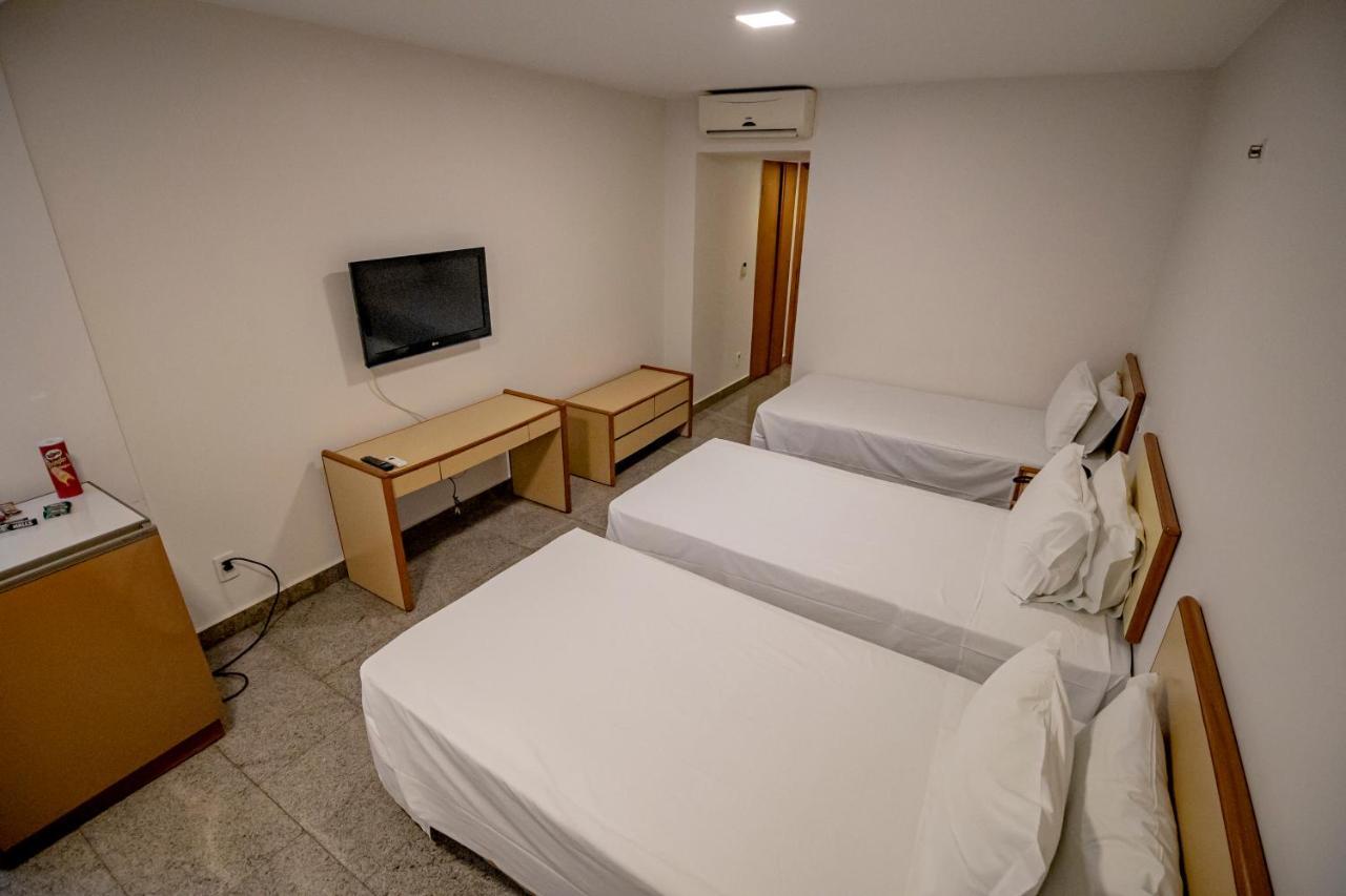 Like Ue Hotel Goiânia Eksteriør billede