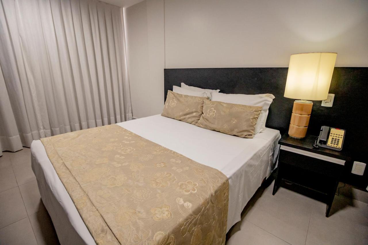 Like Ue Hotel Goiânia Eksteriør billede