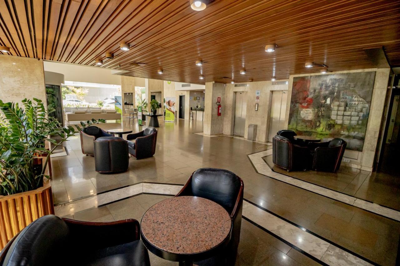 Like Ue Hotel Goiânia Eksteriør billede