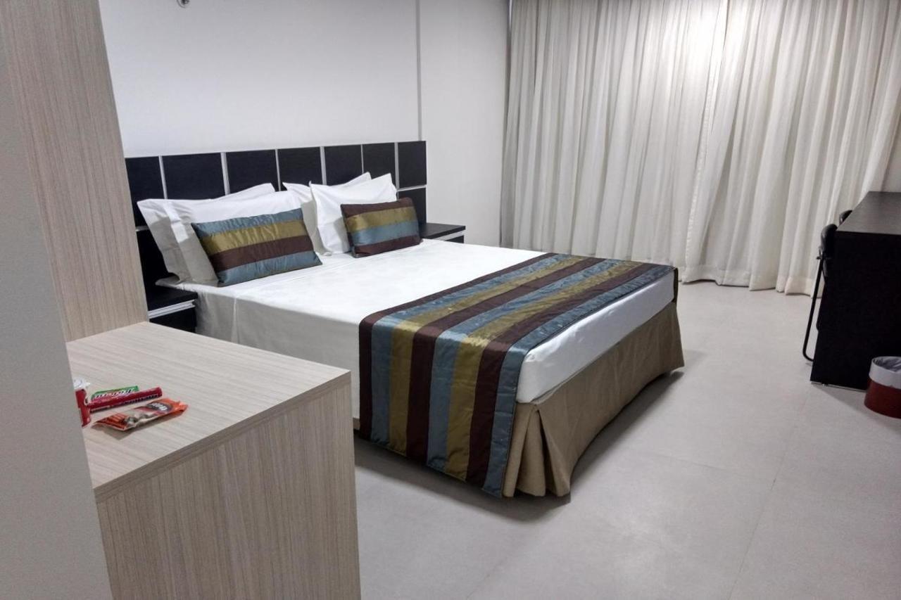 Like Ue Hotel Goiânia Eksteriør billede