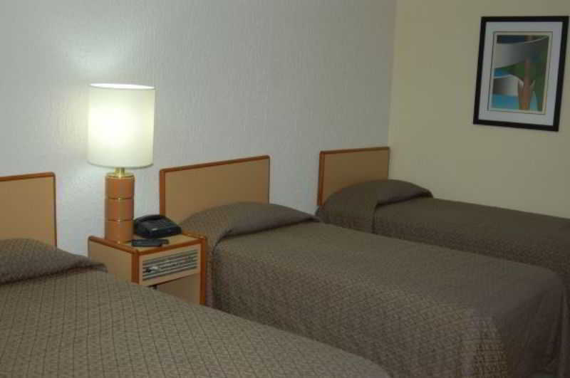 Like Ue Hotel Goiânia Eksteriør billede